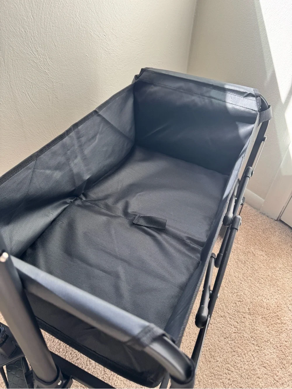 Collapsible Black Smal Wagon with Handle